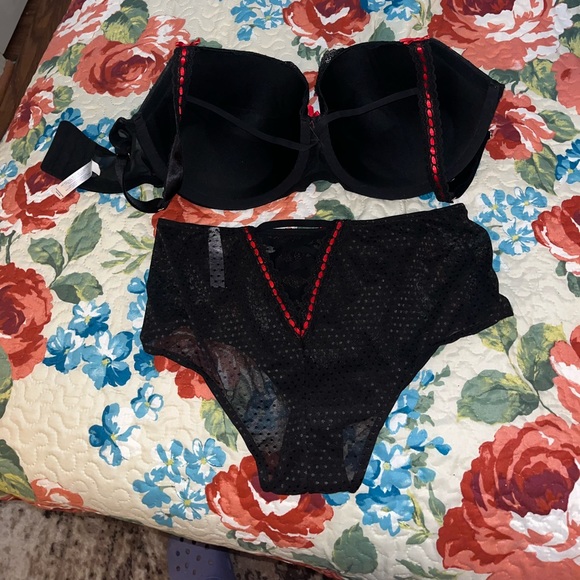 Cacique Set (Bra Only) Excellent - Picture 2 of 4